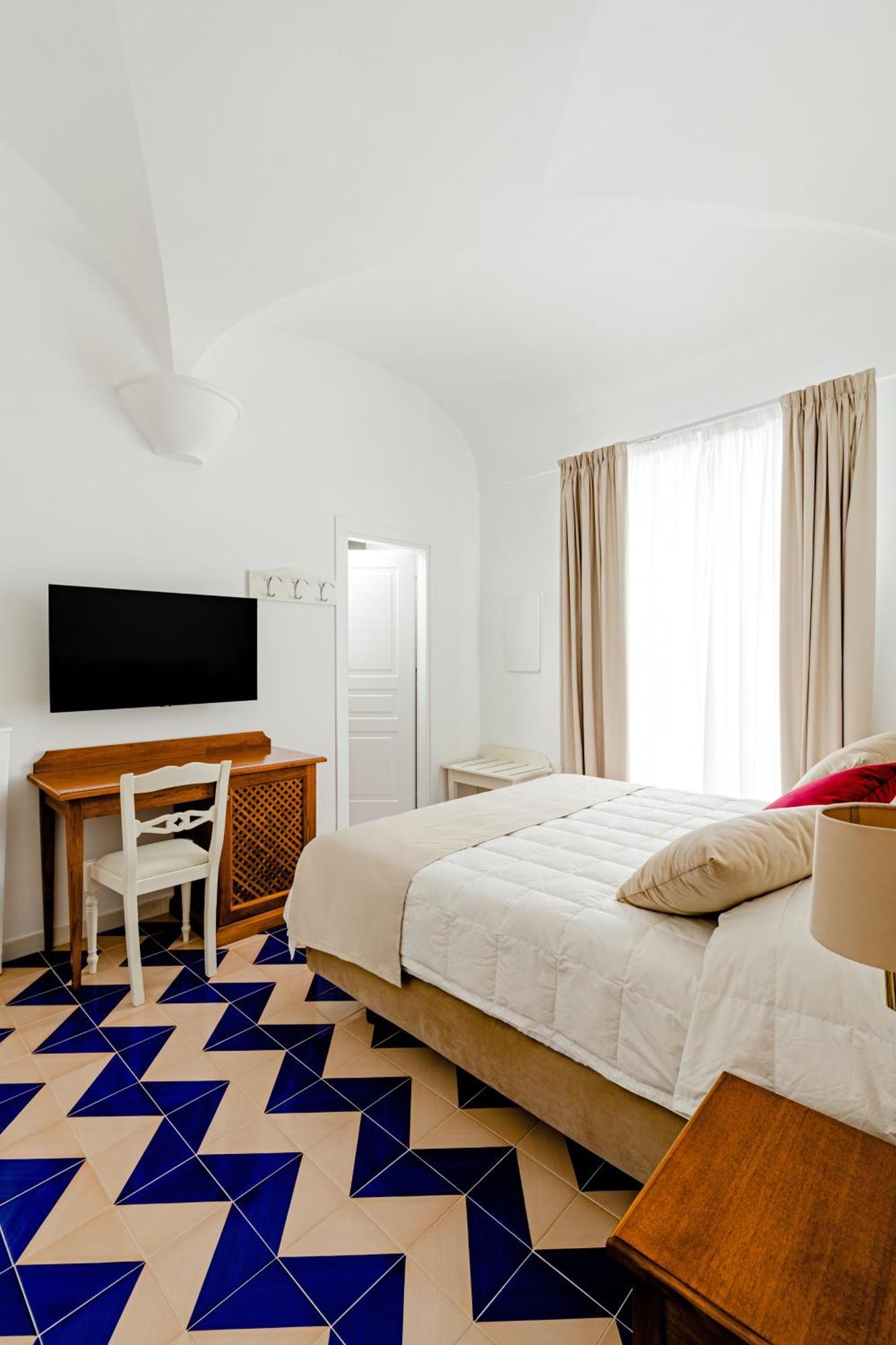 Hotel Da Raffaele Иския Екстериор снимка