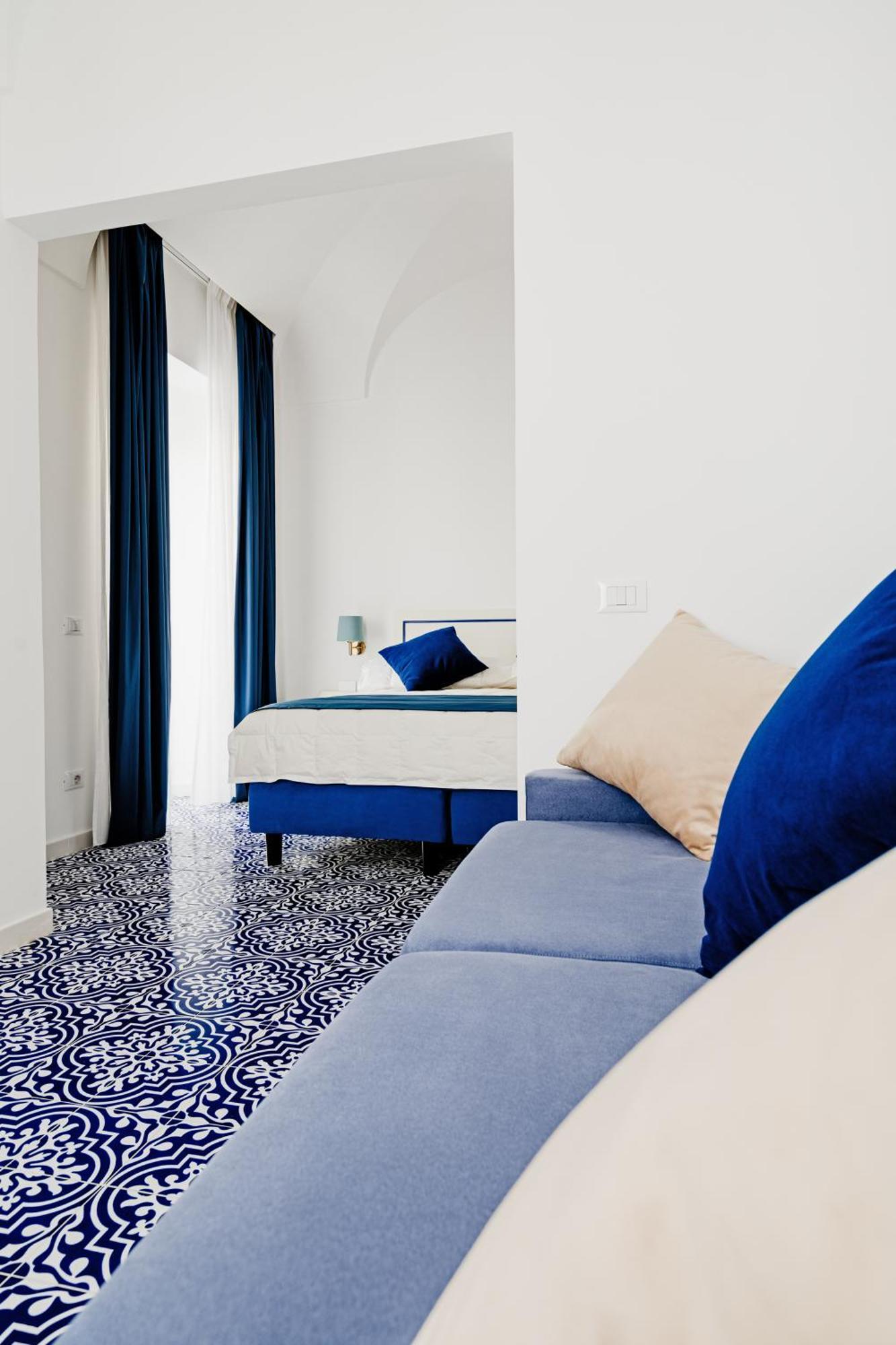 Hotel Da Raffaele Иския Екстериор снимка